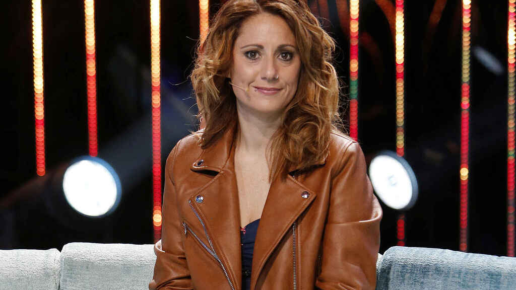 Elia Muñoz en marzo de 2018 defendiendo en Telecinco el concurso de su madre, Zaldívar, en 'Supervivientes'.