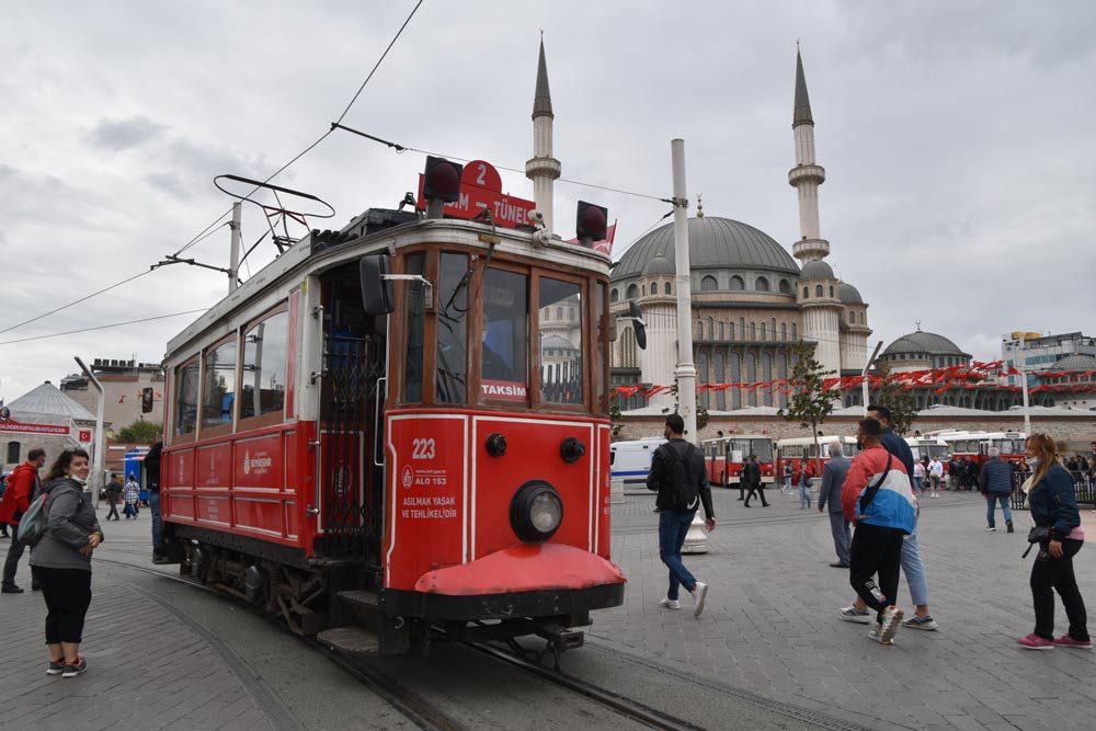tranvía transporte en Estambul